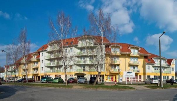 Nyugalom Apartman 잘라카로쉬 외부 사진